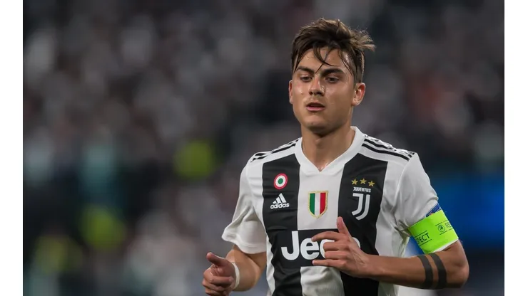 Paulo Dybala con la camiseta de la Juventus.