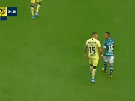 ¡Castillo se volvió loco! Quiso encarar a Montes y terminó amonestado