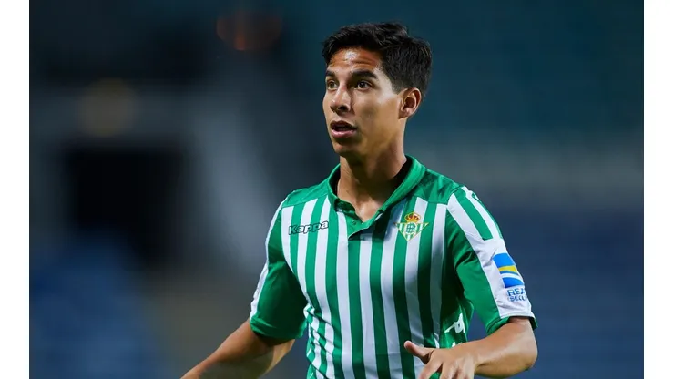 El Betis anunció su partido amistoso en Puebla y el club lo trolleó fuerte por Lainez