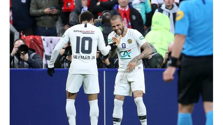 Foto de Neymar y Dani Alves.