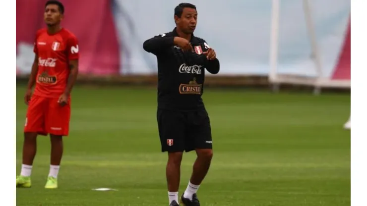 Solano es el asitente de Ricardo Gareca en la Selección mayor.