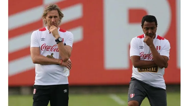 Nolberto Solano y Gareca jugaron en Boca Juniors.