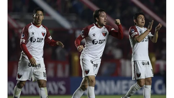 Qué canal transmite Colón vs. Patronato por la Superliga