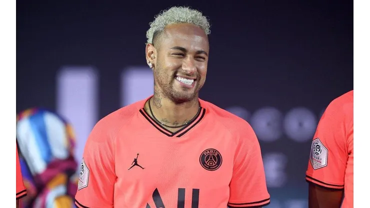 Neymar y su sonrisa en Paris Saint-Germain.