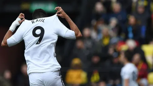 ¡Ídolo de los Wolves! Raúl Jimenez agradece a su fanaticada