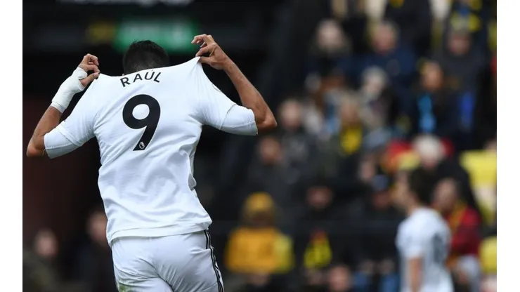 ¡Ídolo de los Wolves! Raúl Jimenez agradece a su fanaticada