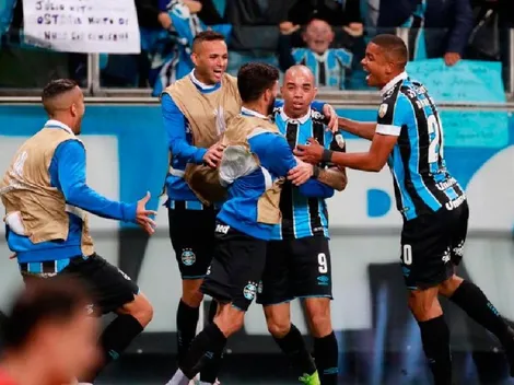 Mejor con 10: a Gremio le expulsaron un jugador y reaccionó metiéndole 2 a Libertad
