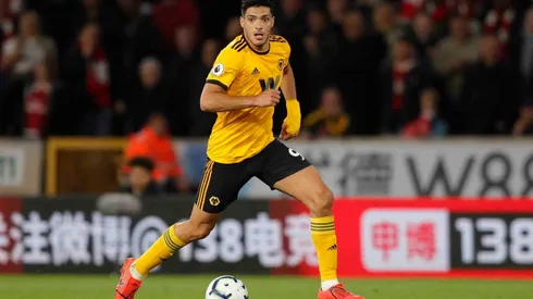 Raúl Jiménez jugó más de 30 minutos en la victoria de Wolves por la Europa League