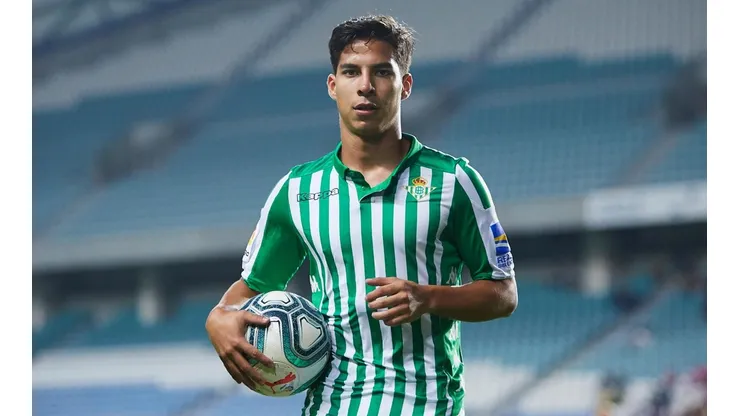 Rubi tendrá en cuenta a Diego Lainez en esta temporada. (Foto: Getty)
