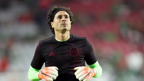 Guillermo Ochoa viene de consagrarse campeón de la Copa Oro con el Tri. (Foto: Getty)