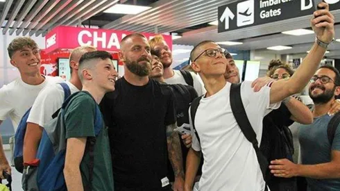 Es viral: Sportivo Italiano tiró un tuit cuando De Rossi aterrizó en Argentina y la rompió toda
