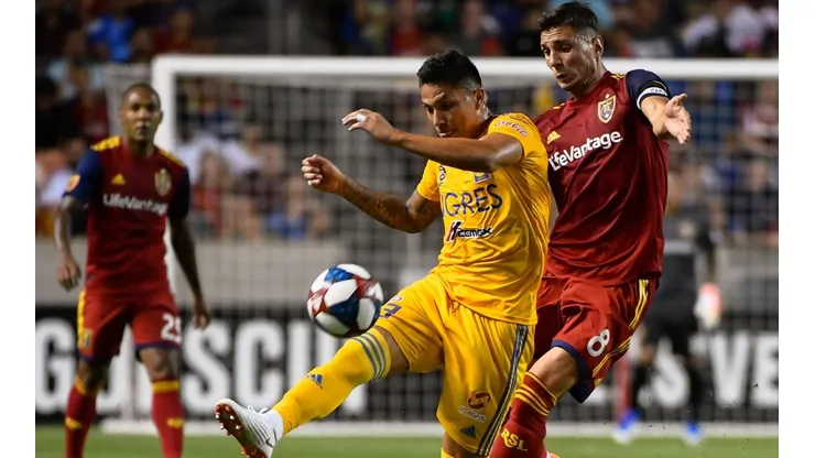 Con un golazo de Edu Vargas, Tigres superó a Real Salt Lake y tendrá revancha con América en las semis