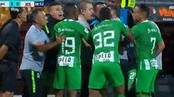 Osorio, fuera de sí: ¡agredió al árbitro del partido entre Nacional y Santa Fe!