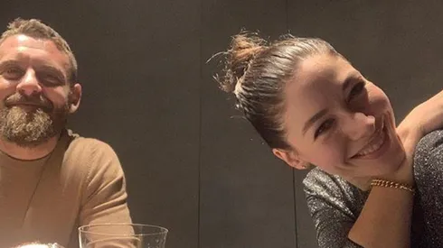 Más feliz que Boca: la selfie de la mujer de De Rossi viajando hacia Buenos Aires