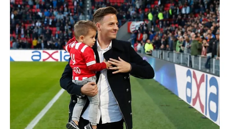 Con poco lugar en Atlético Madrid, a Santiago Arias lo buscan desde la Premier League