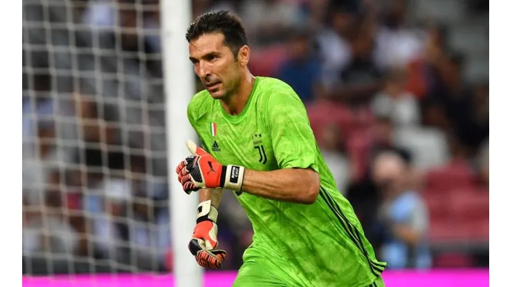 Buffon volvió a defender el arco de la Juve.