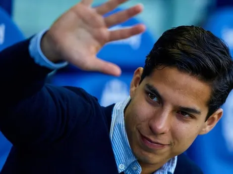 ¡Alegre! Lainez firmó autógrafos en el hotel del Betis