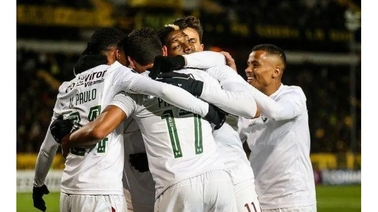 Vivo de milagro: Peñarol rescató un gol sobre la hora en la derrota ante Fluminense