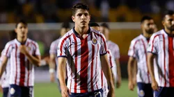Expulsaron a Villanueva y los seguidores de Chivas explotaron de bronca