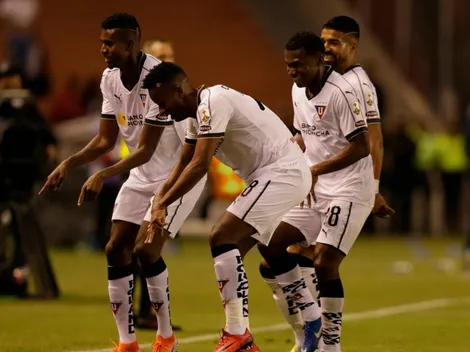 Bailó el Albo: Liga de Quito le anotó tres a Olimpia y sacó una gran ventaja