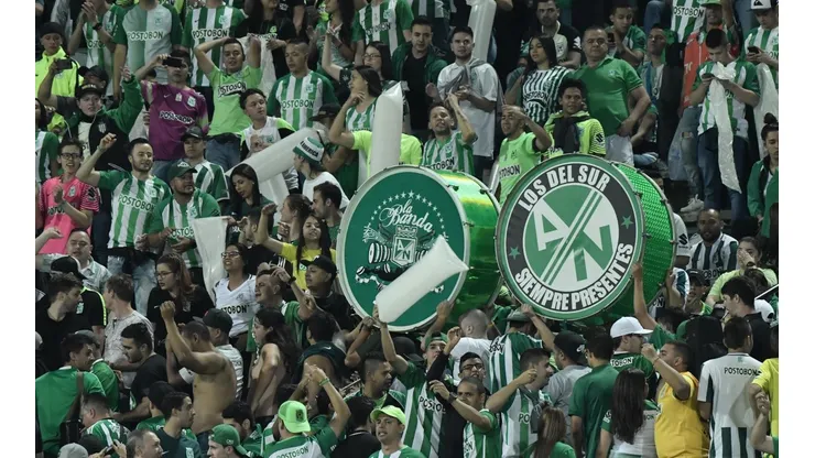 Lamentable enfrentamiento de hinchas de Nacional y Medellín en la ciudad de Bogotá