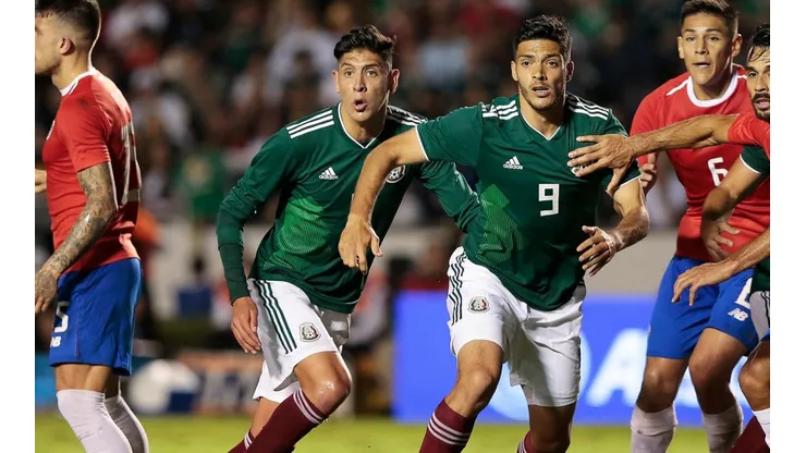 "Estoy seguro que triunfarás": Raúl Jiménez le deseó suerte a Edson Álvarez
