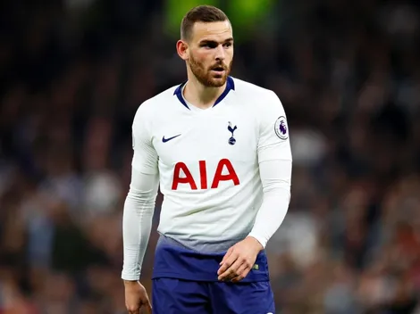 A Rayados y Vincent Janssen los separa una firma