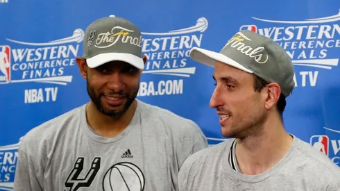 Manu Ginóbili troleó a Tim Duncan por su nuevo trabajo con los Spurs y las redes enloquecieron