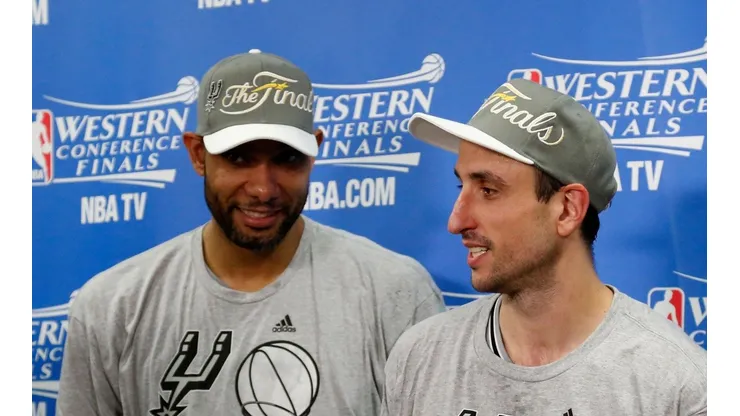Manu Ginóbili troleó a Tim Duncan por su nuevo trabajo con los Spurs y las redes enloquecieron
