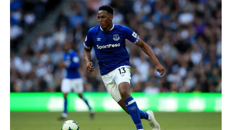 Yerry Mina con la camiseta de Everton.
