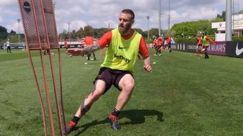 Ahora con Totti: otro video de Daniele De Rossi entrenando vuelve a todos locos en Boca