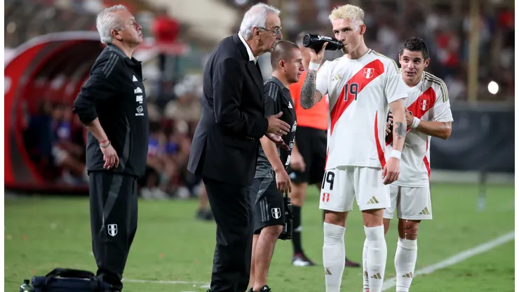 El sacrificio de Oliver Sonne para jugar con el Perú
