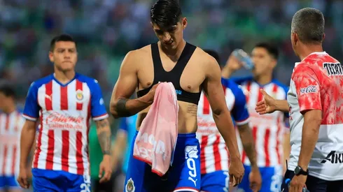 Chivas de Guadalajara hizo dos descartes tras ser goleado por Santos