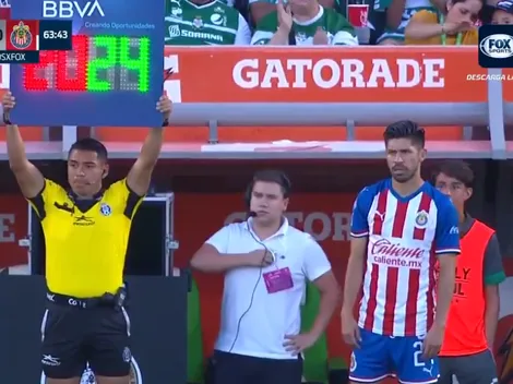 Oribe Peralta, ovacionado por la afición de Santos