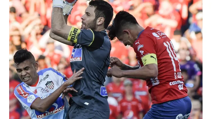 Un grande de Francia puso los ojos en un jugador de la Liga Águila