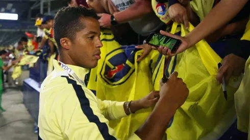 Giovani molesto por críticas de una foto tomada hace más de 10 años