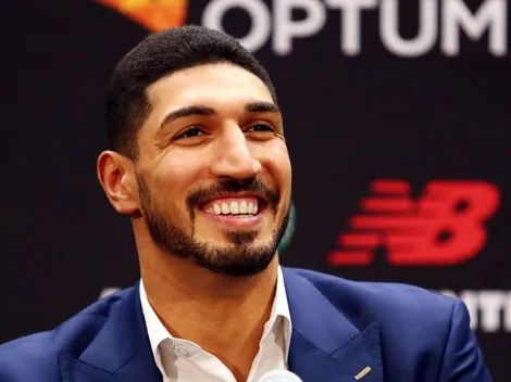 Enes Kanter se burló de Kyrie Irving en su presentación con los Celtics