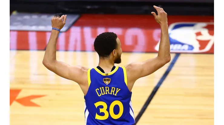 Stephen Curry le envió un mensaje a los que creen que llegó el final de la dinastía de los Warriors