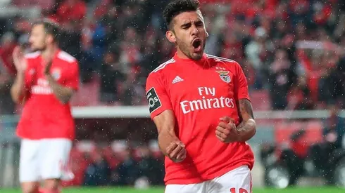 Angelici subió una foto a Twitter con el Toto Salvio: "Bienvenido a Boca"