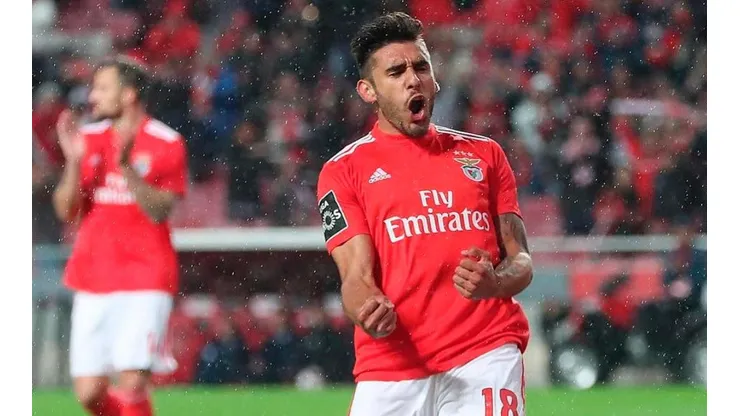 Angelici subió una foto a Twitter con el Toto Salvio: "Bienvenido a Boca"