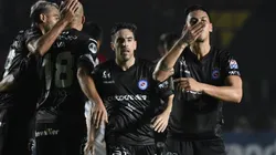 Qué canal transmite Argentinos Juniors vs Colón de Santa Fe por la Copa Sudamericana