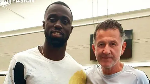 Dávinson Sánchez y su reencuentro con el profe Juan Carlos Osorio.