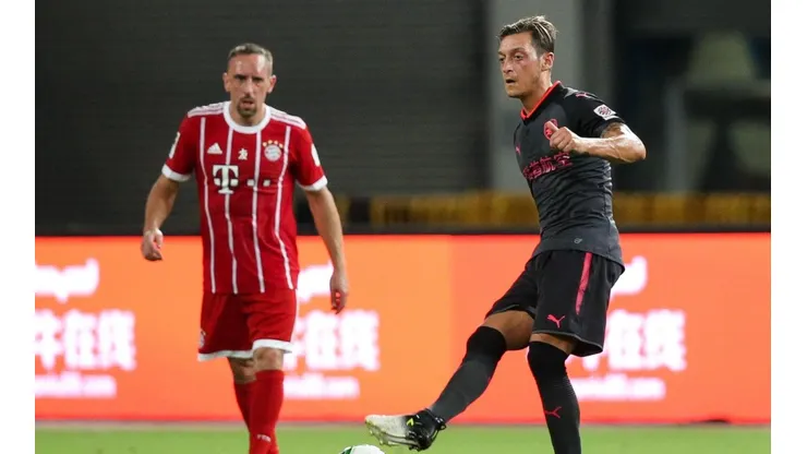 Franck Ribéry, Mesut Özil (Foto: Getty)