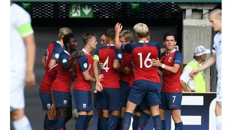 Qué canal transmite República Checa vs. Noruega por el Campeonato Europeo Sub 19