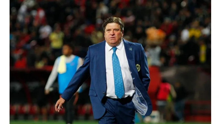 ¡Era impagable! La razón por la que Miguel Herrera no llegó a Chile