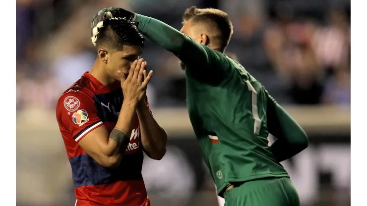 David Faitelson destrozó a Alan Pulido tras su penal fallado