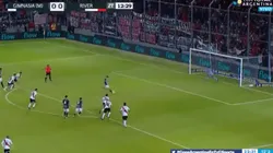 Video: ¡Lux está intratable y le atajó un penal a Gimnasia de Mendoza!