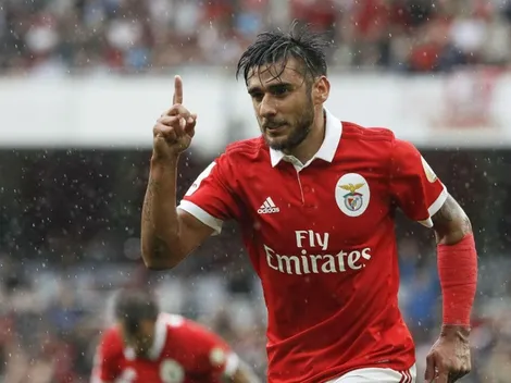 Más feliz imposible: la primera foto del Toto Salvio con la camiseta de Boca