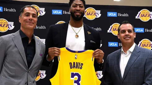 Anthony Davis habló sobre la polémica en torno a LeBron James y el número 23