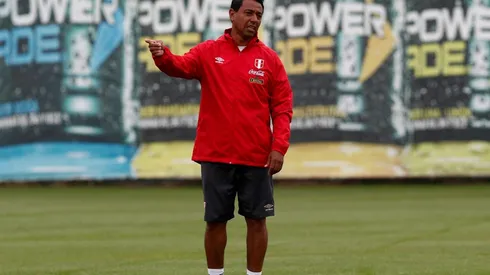 Solano dirigió a Universitario de Deportes en el 2012.